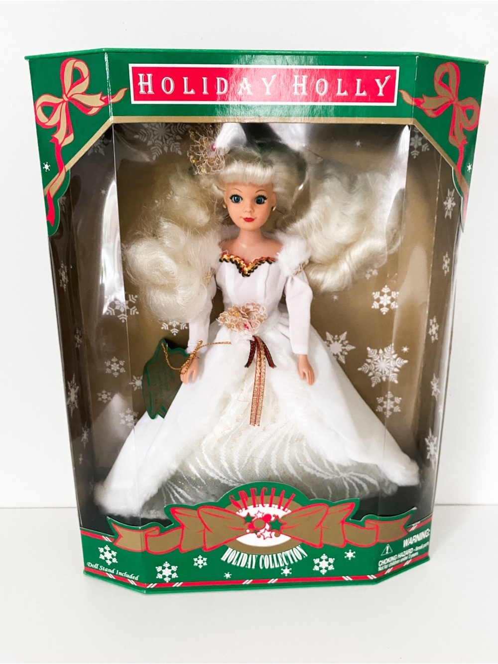 Vintage Jakks Pacific Holiday Holly 1997 Special Edition Doll - White